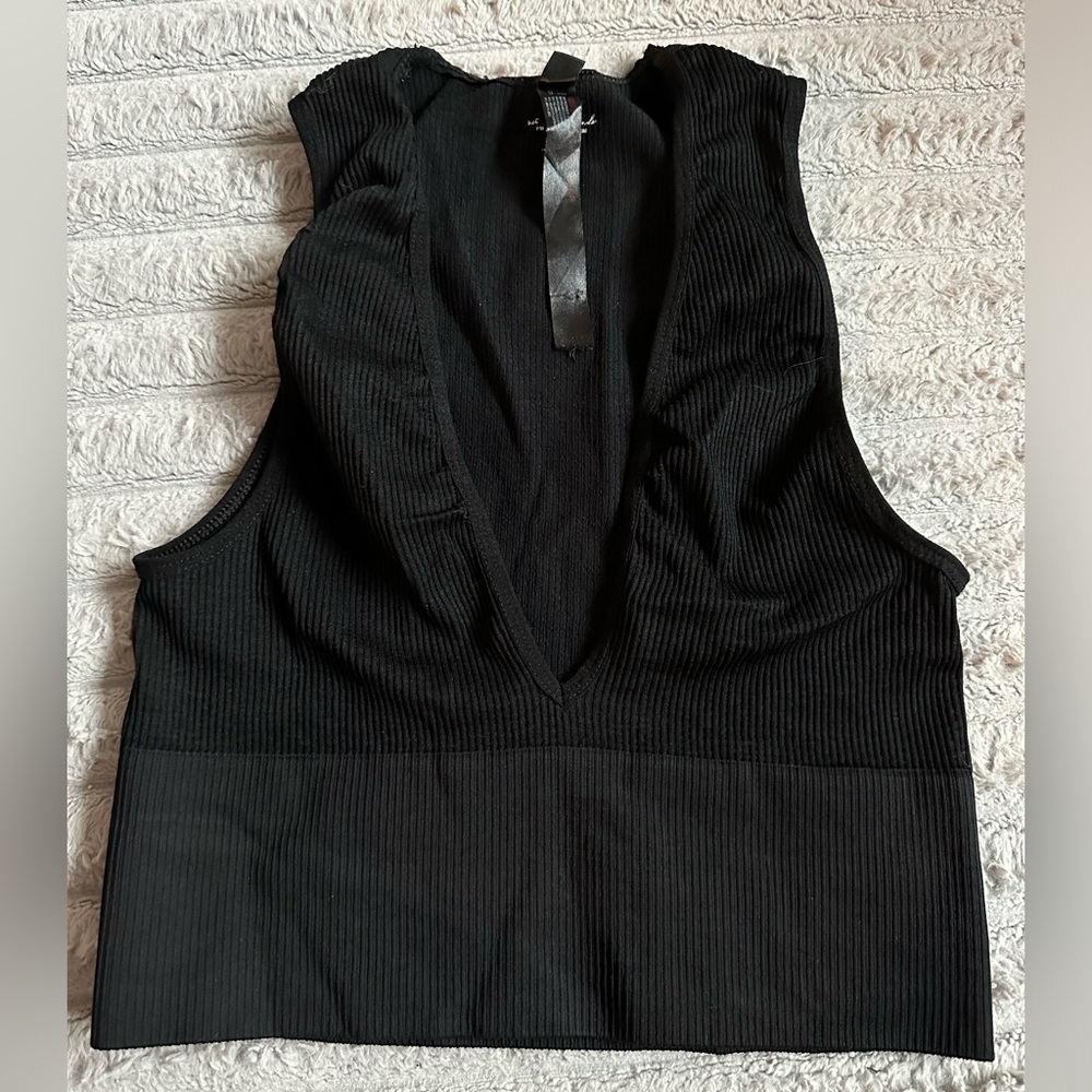 Urban Black Tank